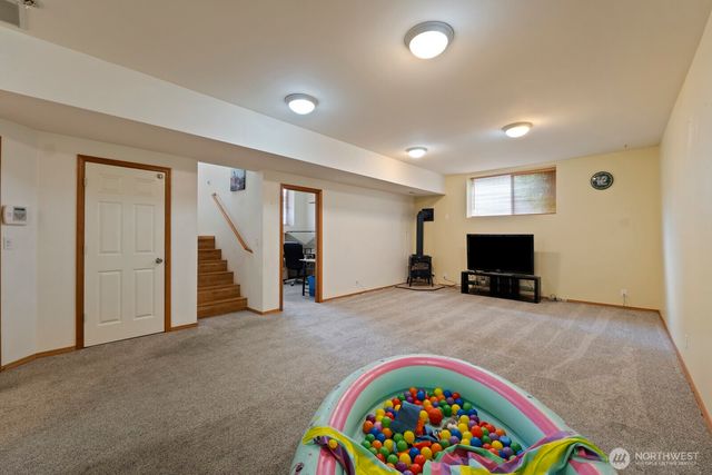 6108 133rd Place SW, Edmonds, WA 98026