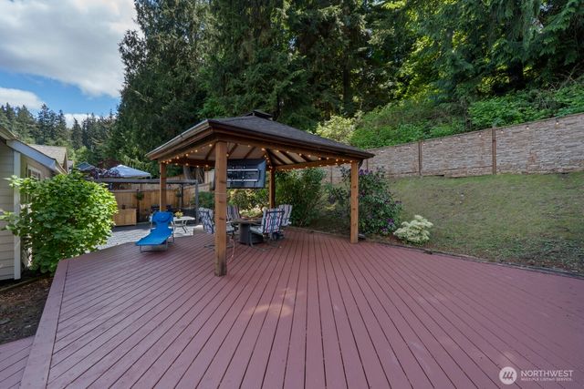 6108 133rd Place SW, Edmonds, WA 98026