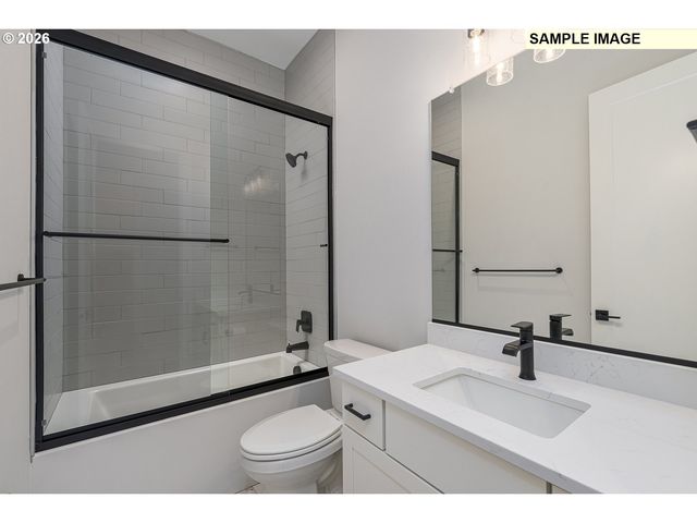 15224 Se TOWERS Ter, Milwaukie, OR 97267