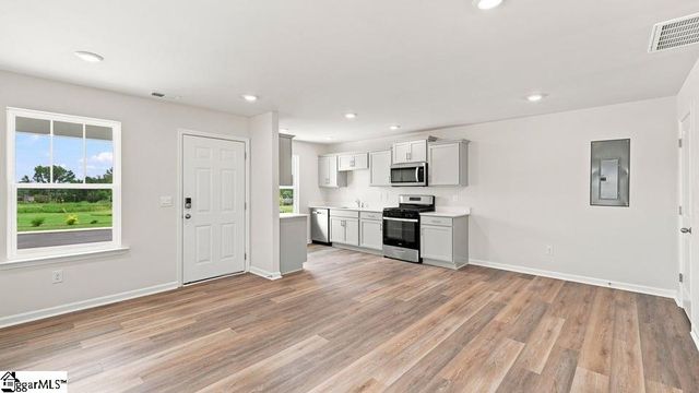 713 Longton Street, Woodruff, SC 29388