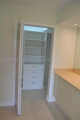 255 Galen Dr 4F, Key Biscayne, FL 33149