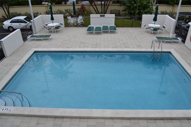 255 Galen Dr 4F, Key Biscayne, FL 33149