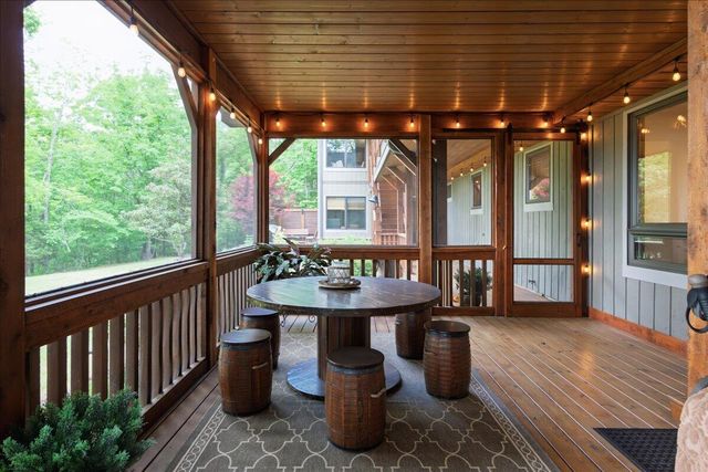 1517 Laurel Lake Dr Drive, Monteagle, TN 37356