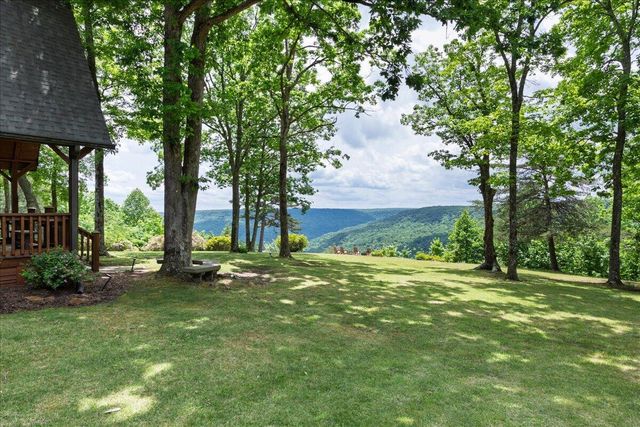 1517 Laurel Lake Dr Drive, Monteagle, TN 37356