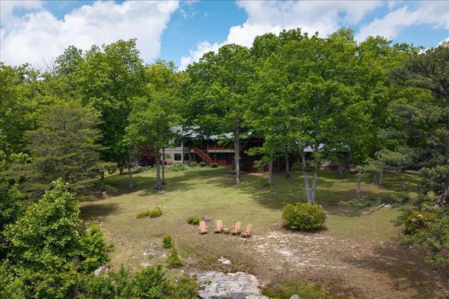 1517 Laurel Lake Dr Drive, Monteagle, TN 37356