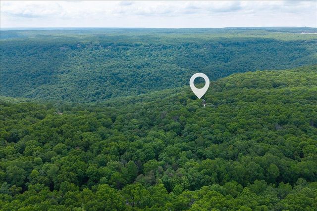1517 Laurel Lake Dr Drive, Monteagle, TN 37356