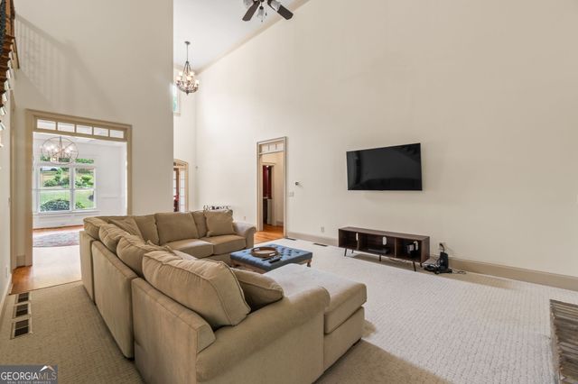 4726 Quailwood Drive, Flowery Branch, GA 30542