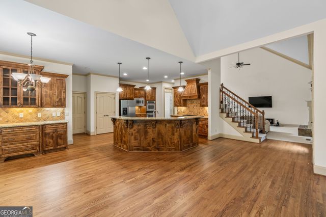 4726 Quailwood Drive, Flowery Branch, GA 30542
