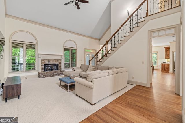 4726 Quailwood Drive, Flowery Branch, GA 30542