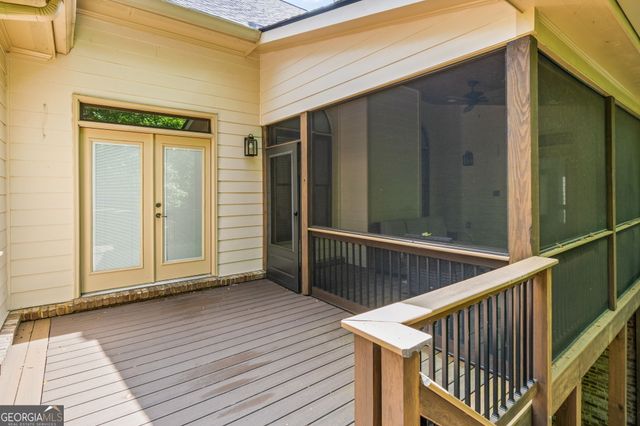 4726 Quailwood Drive, Flowery Branch, GA 30542