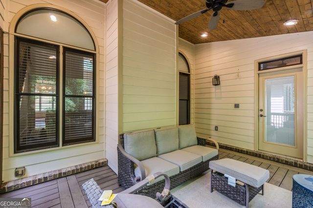 4726 Quailwood Drive, Flowery Branch, GA 30542