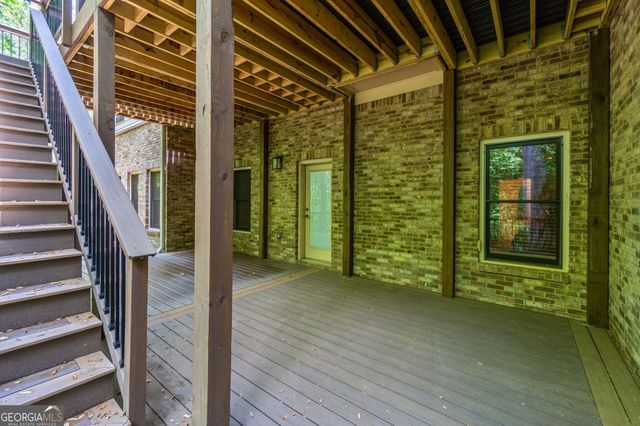 4726 Quailwood Drive, Flowery Branch, GA 30542