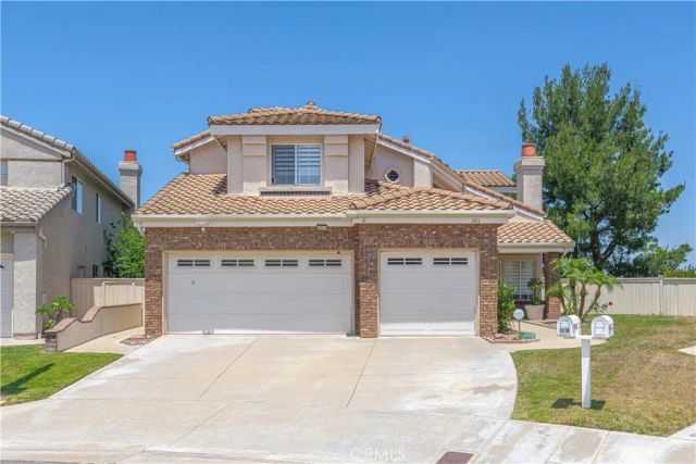 1011 S Mountcrest Court, Anaheim, CA 92808