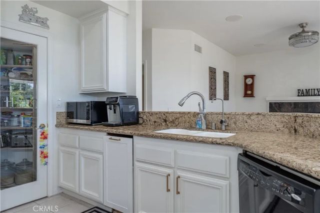 1011 S Mountcrest Court, Anaheim, CA 92808