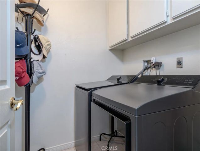 1011 S Mountcrest Court, Anaheim, CA 92808