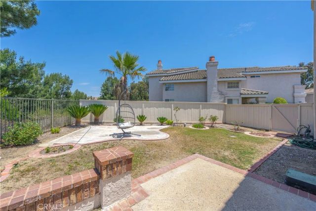 1011 S Mountcrest Court, Anaheim, CA 92808
