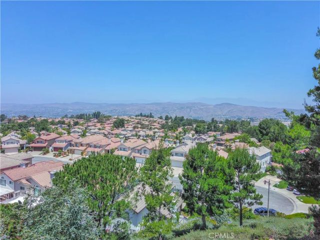 1011 S Mountcrest Court, Anaheim, CA 92808