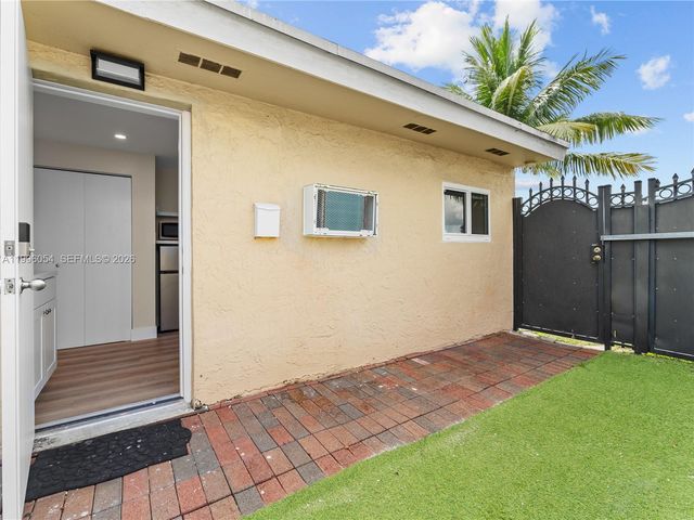 7401 SW 38th Street A, Miami, FL 33155