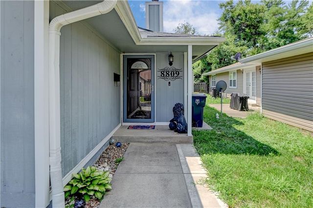 8809 E 109TH Terrace, Kansas City, MO 64134