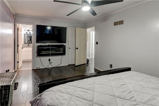 8809 E 109TH Terrace, Kansas City, MO 64134