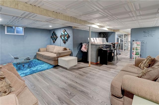 8809 E 109TH Terrace, Kansas City, MO 64134