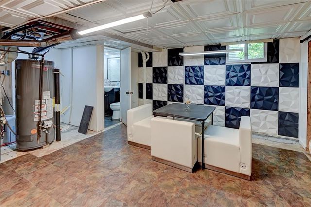 8809 E 109TH Terrace, Kansas City, MO 64134