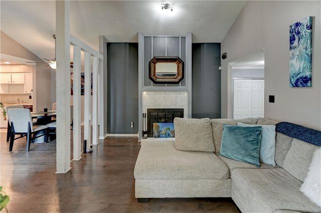 8809 E 109TH Terrace, Kansas City, MO 64134