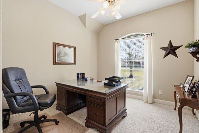 11079 Sarah Lane, Fort Worth, TX 76179