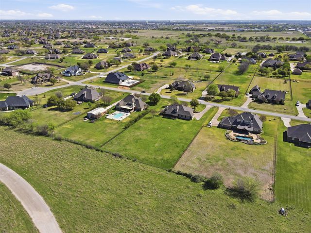 11079 Sarah Lane, Fort Worth, TX 76179