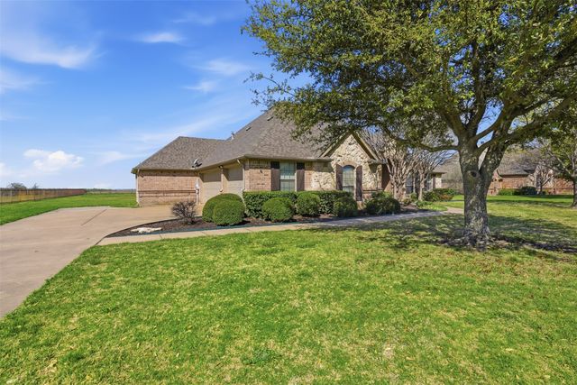 11079 Sarah Lane, Fort Worth, TX 76179