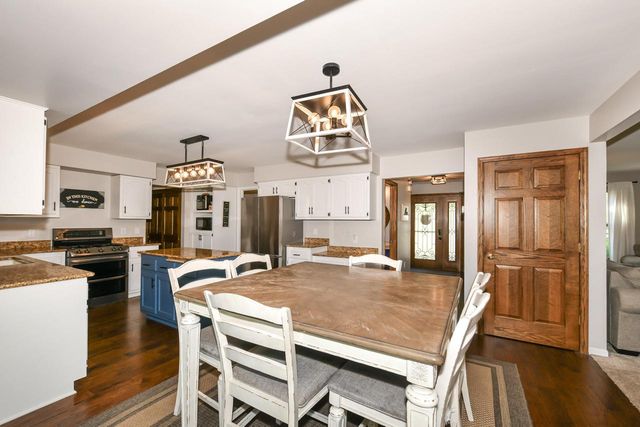 S79W15547 Foxboro PLACE, Muskego, WI 53150