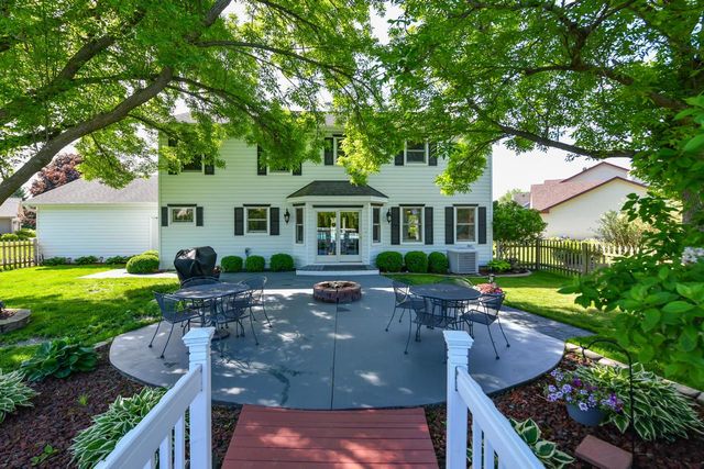 S79W15547 Foxboro PLACE, Muskego, WI 53150