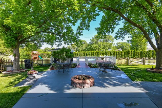 S79W15547 Foxboro PLACE, Muskego, WI 53150