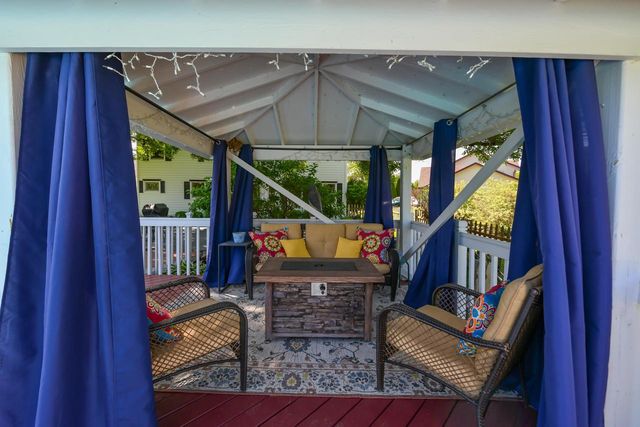 S79W15547 Foxboro PLACE, Muskego, WI 53150