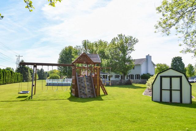 S79W15547 Foxboro PLACE, Muskego, WI 53150