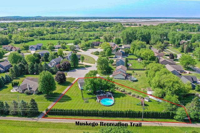 S79W15547 Foxboro PLACE, Muskego, WI 53150
