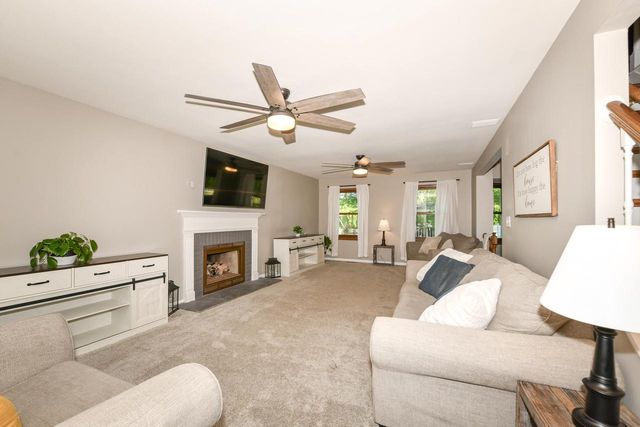 S79W15547 Foxboro PLACE, Muskego, WI 53150
