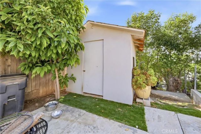 1585 Camelot, Corona, CA 92882
