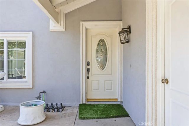 1585 Camelot, Corona, CA 92882