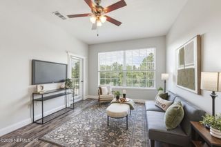 7990 BAYMEADOWS Road 812, Jacksonville, FL 32256