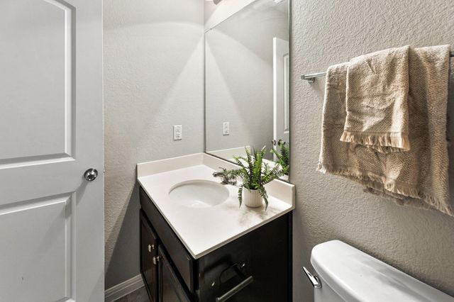 132 Moulins LN, Georgetown, TX 78626