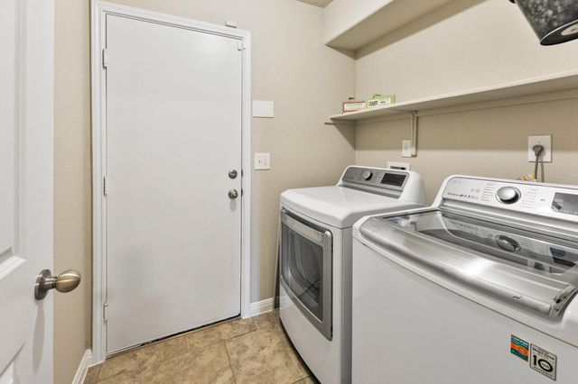 132 Moulins LN, Georgetown, TX 78626
