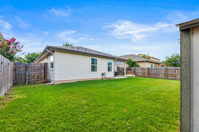 132 Moulins LN, Georgetown, TX 78626