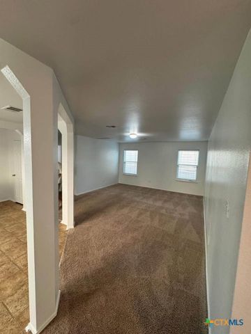 102 W Orion Drive, Killeen, TX 76542