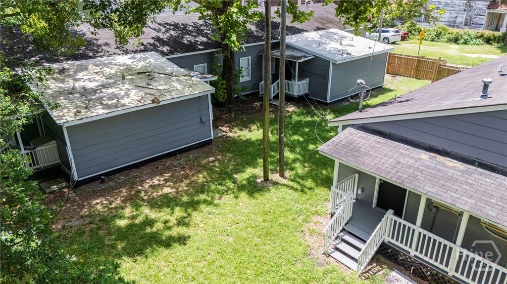 Image 11 of property listing at 810-816 W 38th/ 2120- 2122 Bulloch Street, Savannah, GA 31415