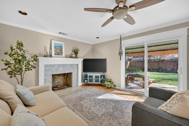 6016 Homesweet Way, Carmichael, CA 95608