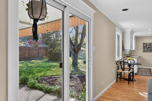 6016 Homesweet Way, Carmichael, CA 95608