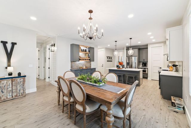 934 Bay Grove Road, Freeport, FL 32439