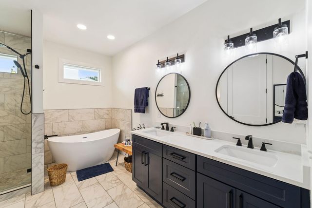 934 Bay Grove Road, Freeport, FL 32439