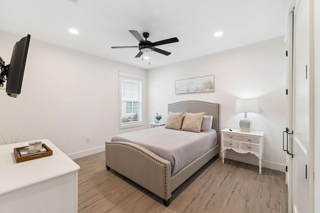 934 Bay Grove Road, Freeport, FL 32439